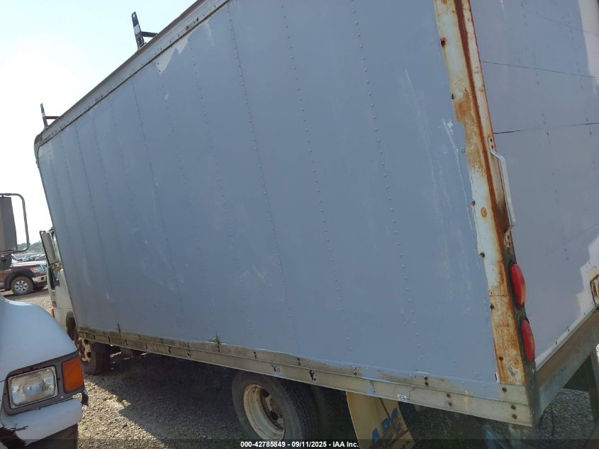 2004 GMC W4S042 W4500 Dsl Reg VIN: J8DC4B14747011040 Lot: 42785849