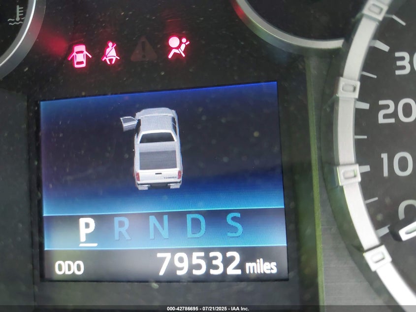 2014 TOYOTA TUNDRA SR5 5.7L V8 - 5TFRY5F16EX149444