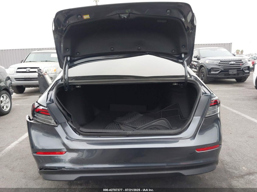 2025 Honda Accord Se VIN: 1HGCY1F42SA032095 Lot: 42787377