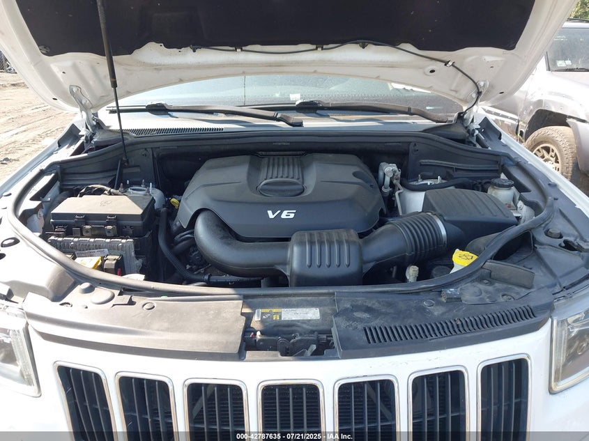 2015 Jeep Grand Cherokee Limited VIN: 1C4RJFBG1FC813047 Lot: 42787635