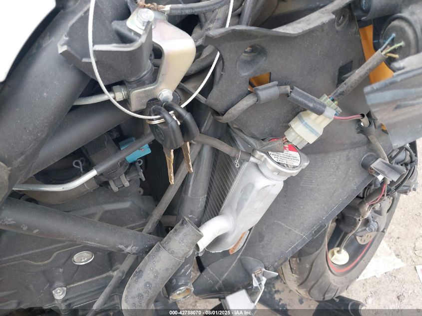 2020 Yamaha Yzfr3 A VIN: MH3RH18Y5LK003342 Lot: 42788070