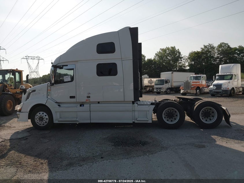 2015 Volvo Vn Vnl VIN: 4V4NC9EH3FN919832 Lot: 42788776