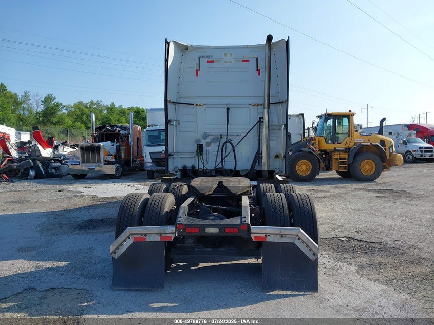 2015 Volvo Vn Vnl VIN: 4V4NC9EH3FN919832 Lot: 42788776