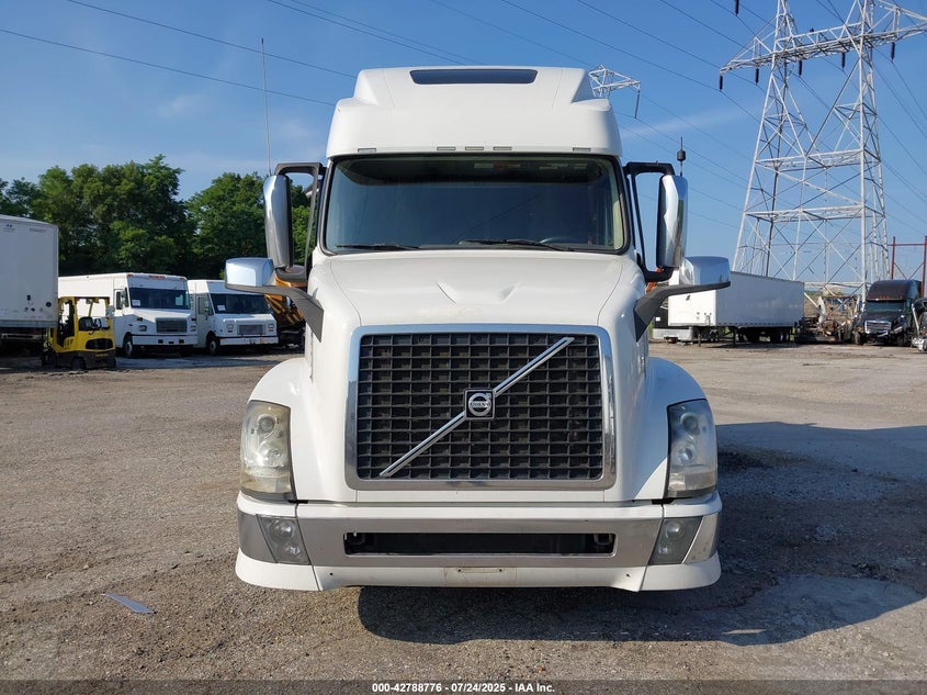 2015 Volvo Vn Vnl VIN: 4V4NC9EH3FN919832 Lot: 42788776
