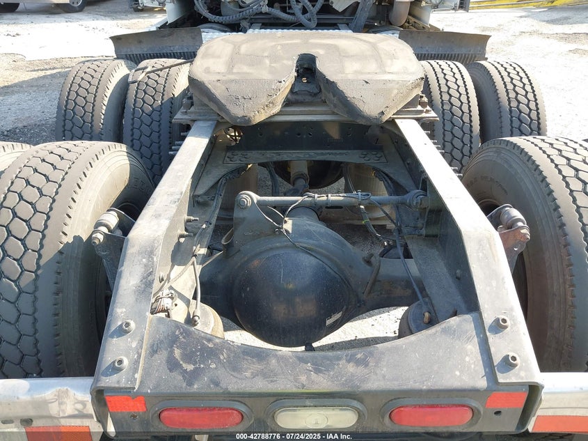 2015 Volvo Vn Vnl VIN: 4V4NC9EH3FN919832 Lot: 42788776