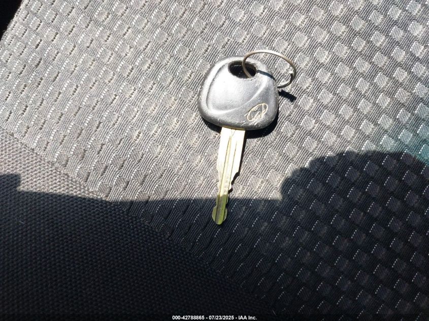 2008 Hyundai Accent Gs VIN: KMHCM36C78U067859 Lot: 42788865