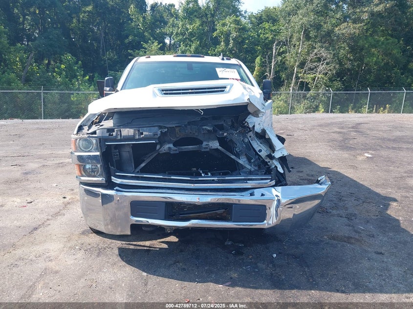 2017 Chevrolet Silverado 3500Hd Chassis Wt VIN: 1GB4KYCY8HF111291 Lot: 42789712