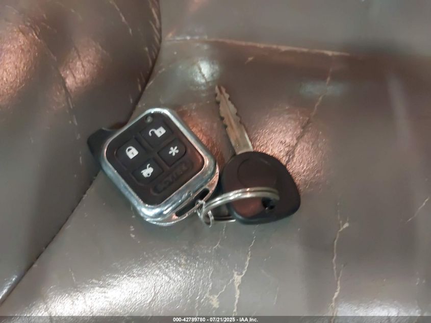 2005 Chevrolet Suburban 1500 Lt VIN: 3GNFK16Z15G216739 Lot: 42789780