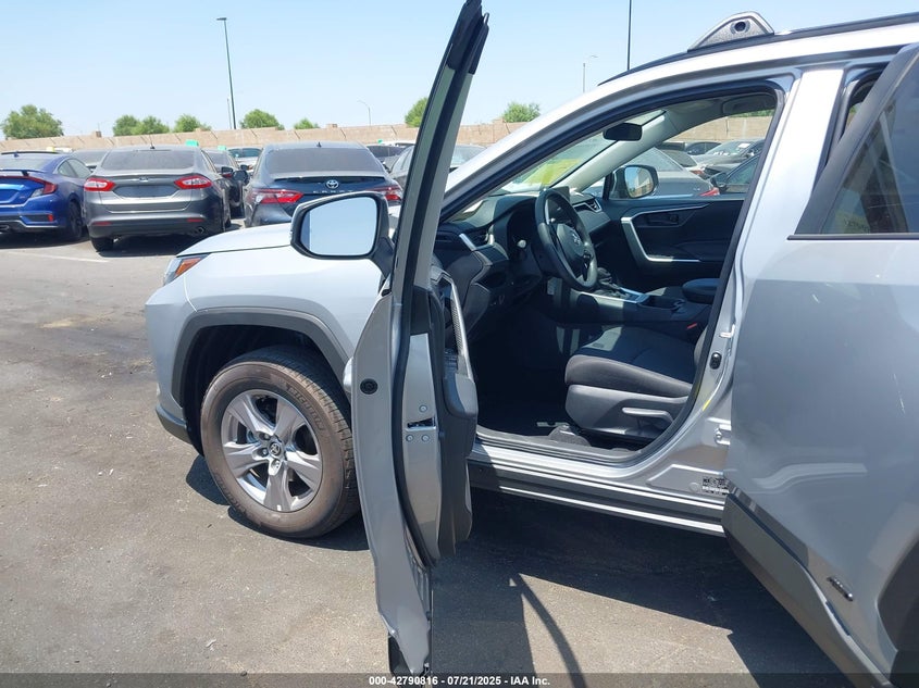 2025 TOYOTA RAV4 HYBRID LE - 2T3MWRFV7SW268842