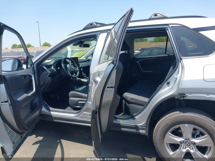 2025 TOYOTA RAV4 HYBRID LE - 2T3MWRFV7SW268842