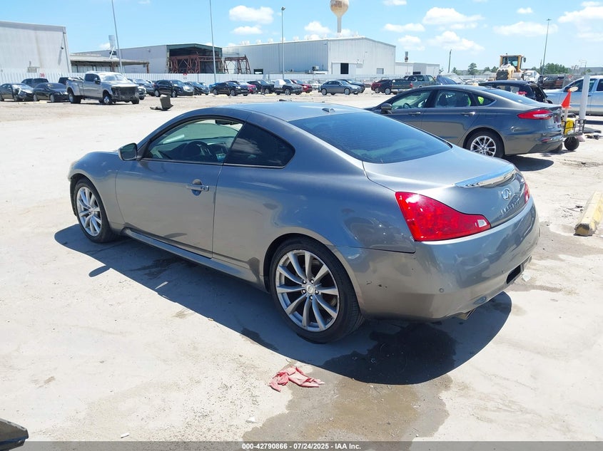 2011 Infiniti G37 Journey VIN: JN1CV6EK0BM210785 Lot: 42790866