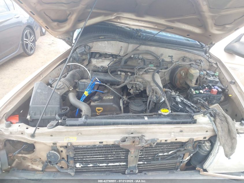 2000 Toyota Tacoma VIN: 4TANL42N8YZ576340 Lot: 42790991