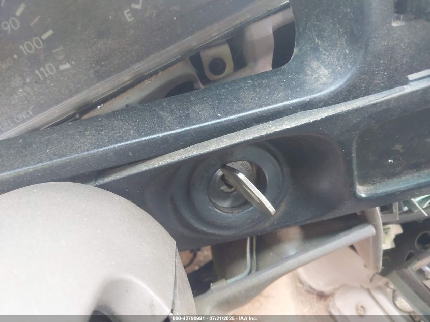 2000 Toyota Tacoma VIN: 4TANL42N8YZ576340 Lot: 42790991