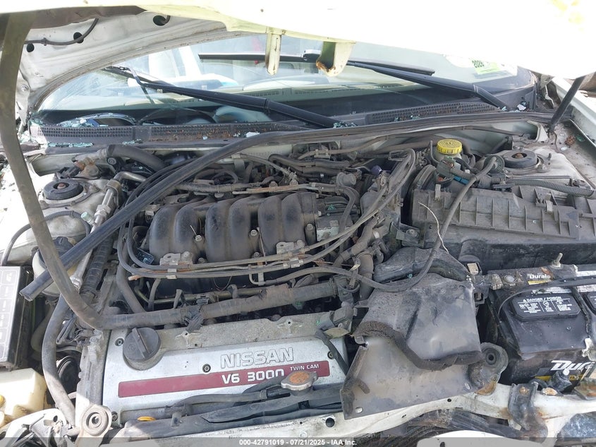 2000 Nissan Maxima Gle/Gxe/Se VIN: JN1CA31DXYT703812 Lot: 42791019