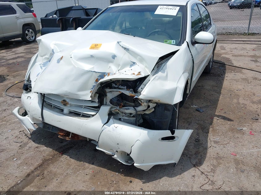 2000 Nissan Maxima Gle/Gxe/Se VIN: JN1CA31DXYT703812 Lot: 42791019