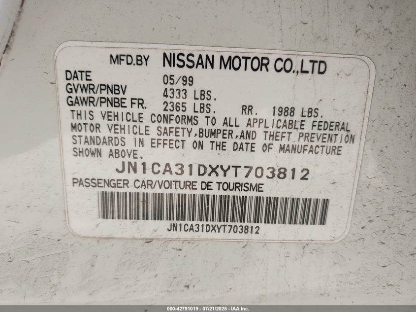 2000 Nissan Maxima Gle/Gxe/Se VIN: JN1CA31DXYT703812 Lot: 42791019