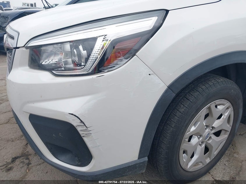 2019 Subaru Forester 2.5 White Lot 111042791754 Vin JF2SKACC6KH489900