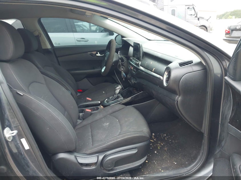 2019 KIA FORTE S - 3KPF34AD3KE023471