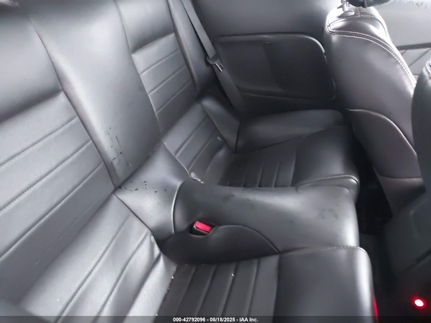 2013 Ford Mustang Gt Premium VIN: 1ZVBP8FF9D5242869 Lot: 42792096