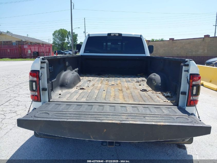 2022 Ram 3500 Limited 4X4 8' Box VIN: 3C63RRRL6NG376846 Lot: 42793840