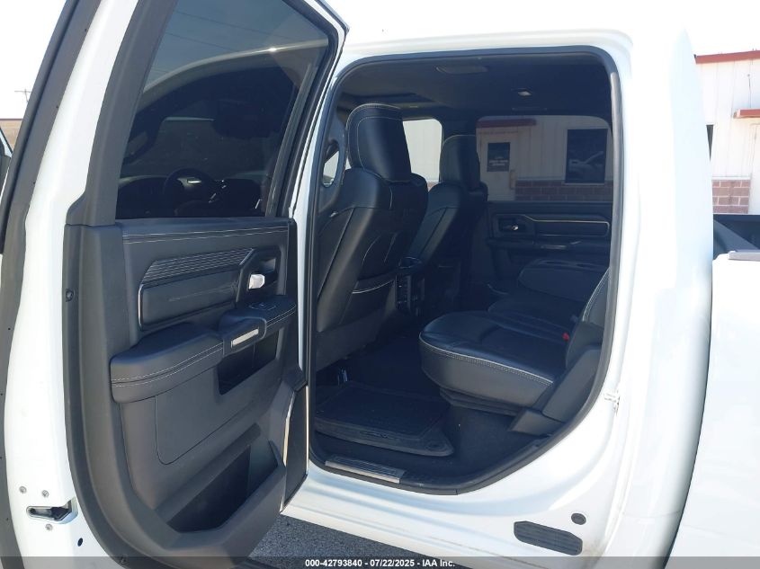 2022 Ram 3500 Limited 4X4 8' Box VIN: 3C63RRRL6NG376846 Lot: 42793840