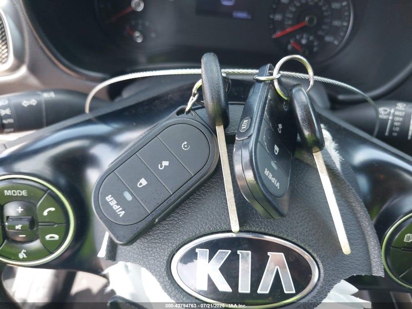 2020 KIA SOUL LX - KNDJ22AU7L7009897