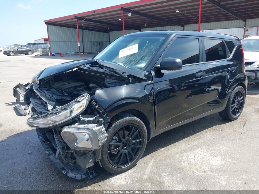 2020 KIA SOUL LX - KNDJ22AU7L7009897