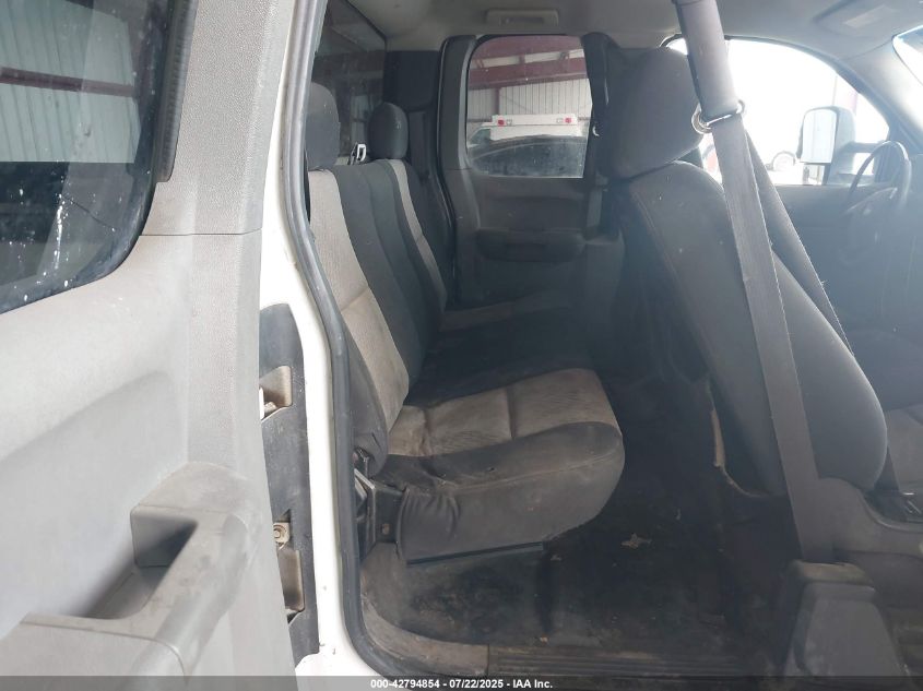 2008 Chevrolet Silverado 2500Hd Work Truck VIN: 1GCHC29K78E172941 Lot: 42794854