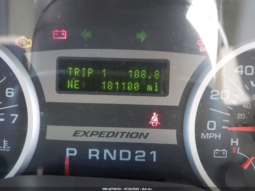 2006 Ford Expedition Eddie Bauer/King Ranch VIN: 1FMFU18556LA89300 Lot: 42795181