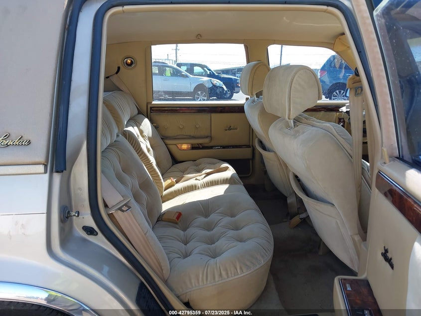 1990 Chrysler New Yorker C-Body Landau VIN: 1C3XC66R0LD832406 Lot: 42795359