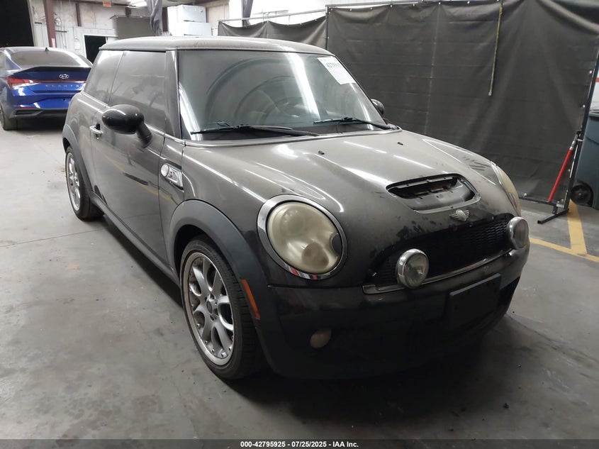 2010 Mini Cooper S VIN: WMWMF7C54ATZ34577 Lot: 42795925