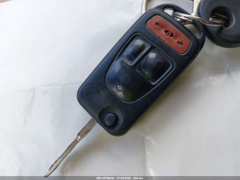 2000 Mercedes-Benz Ml 320 VIN: 4JGAB54E1YA185629 Lot: 42796434