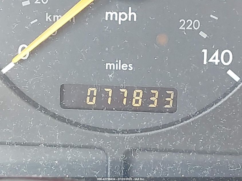 2000 Mercedes-Benz Ml 320 VIN: 4JGAB54E1YA185629 Lot: 42796434