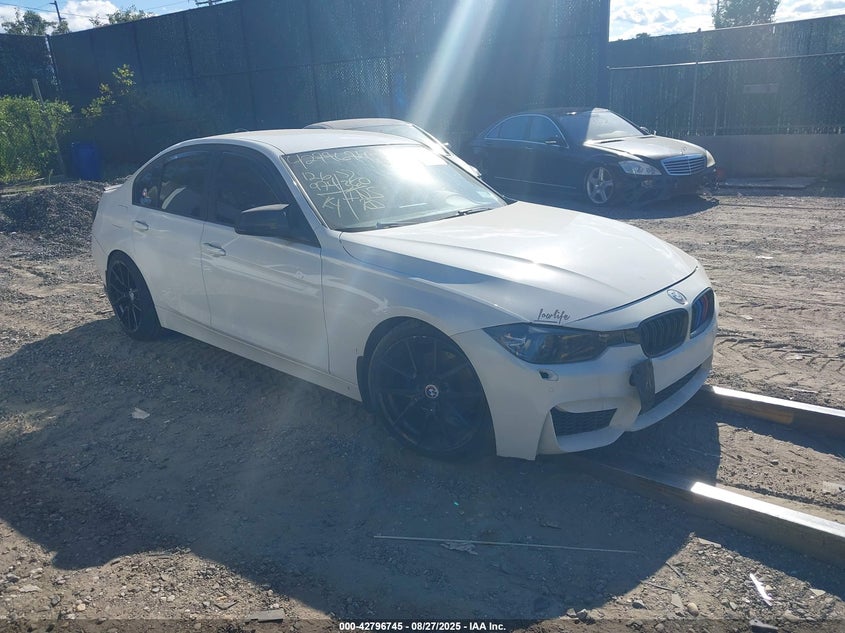 Vin: wba3a5c53cf257618, lot: 43290177, bmw 328i 2012 img_1