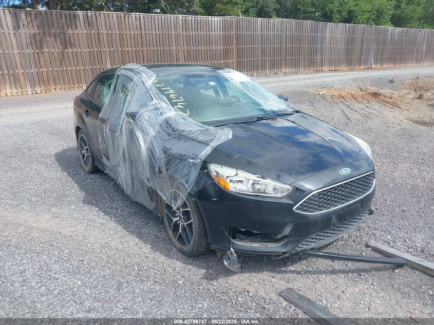 Vin: 1fadp3f22fl272862, lot: 43290179, ford focus se 2015 img_1