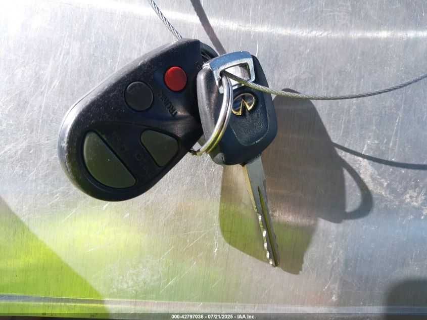 2001 Infiniti I30 Luxury VIN: JNKCA31A31T034936 Lot: 42797036