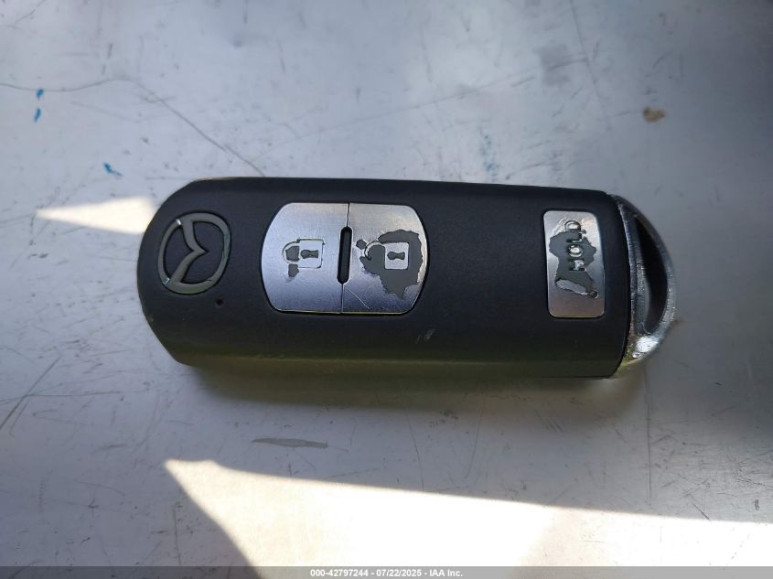 2014 Mazda Mazda3 I Touring VIN: JM1BM1L73E1147166 Lot: 42797244