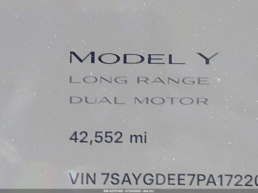 2023 Tesla Model Y VIN: 7SAYGDEE7PA172208 Lot: 42797408