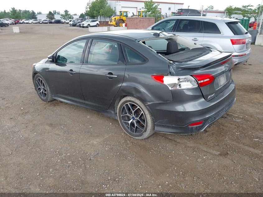 2015 FORD FOCUS SE - 1FADP3F25FL268630