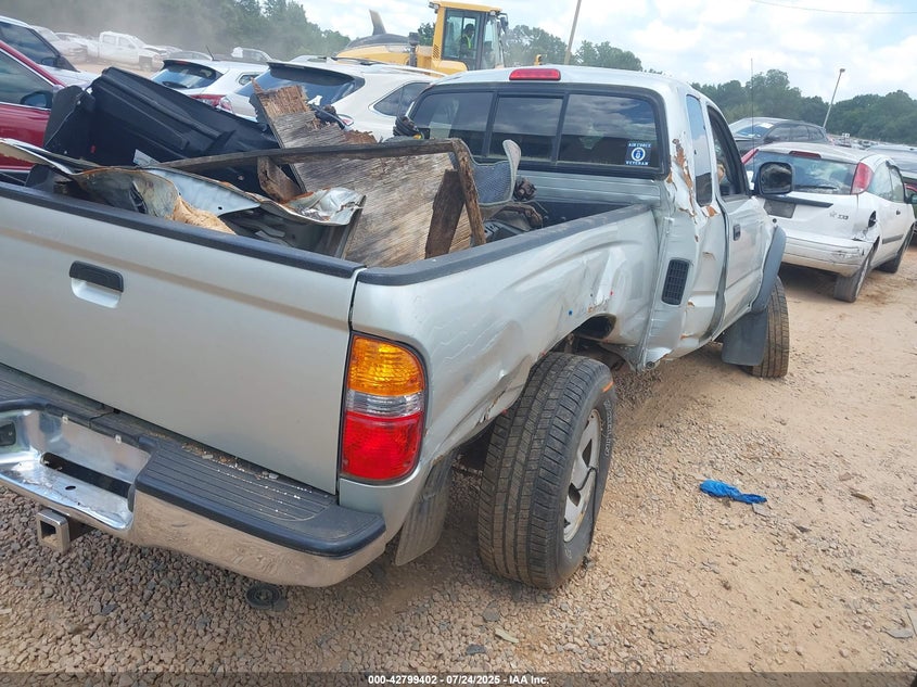 2004 Toyota Tacoma Base V6
