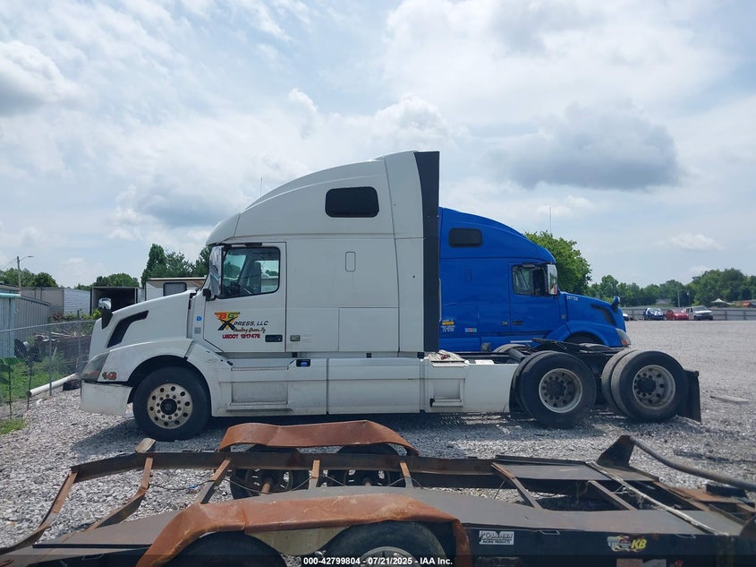 2013 Volvo Vn Vnl VIN: 4V4NC9EH6DN137831 Lot: 42799804