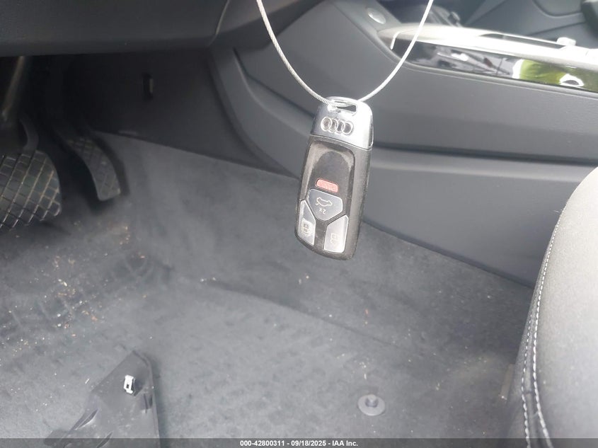 VIN WA1ABAFY6S2052400 2025 AUDI Q5 PREMIUM 40 TFSI QUATTRO S TRONIC