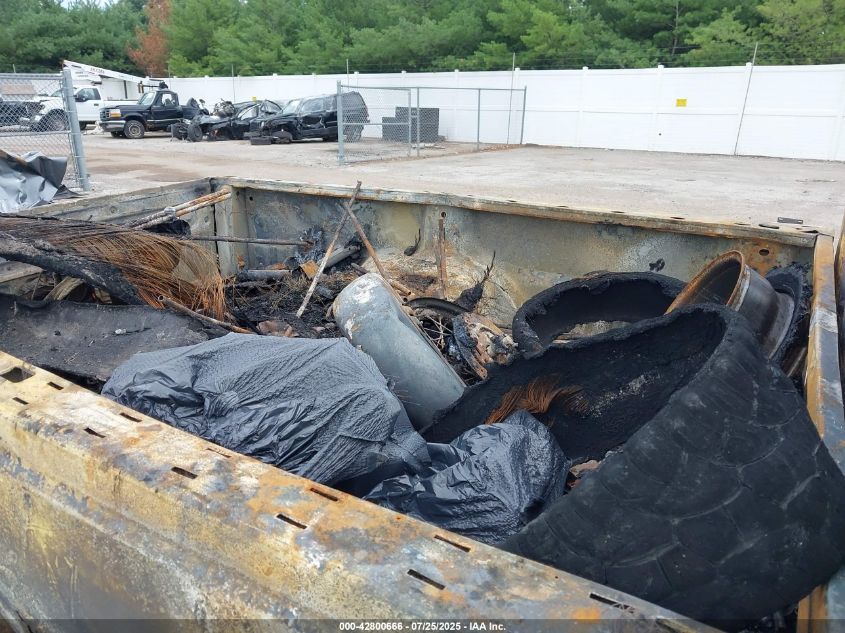 2005 Ford F-250 Xl/Xlt VIN: 1FTNF21535EA28590 Lot: 42800666