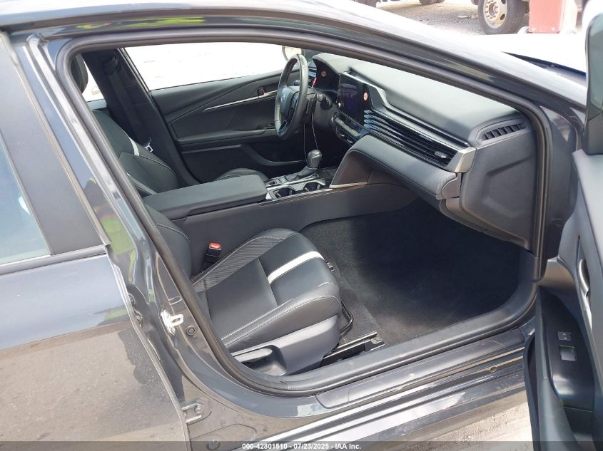 2025 Toyota Camry - 4T1DAACK3SU526101