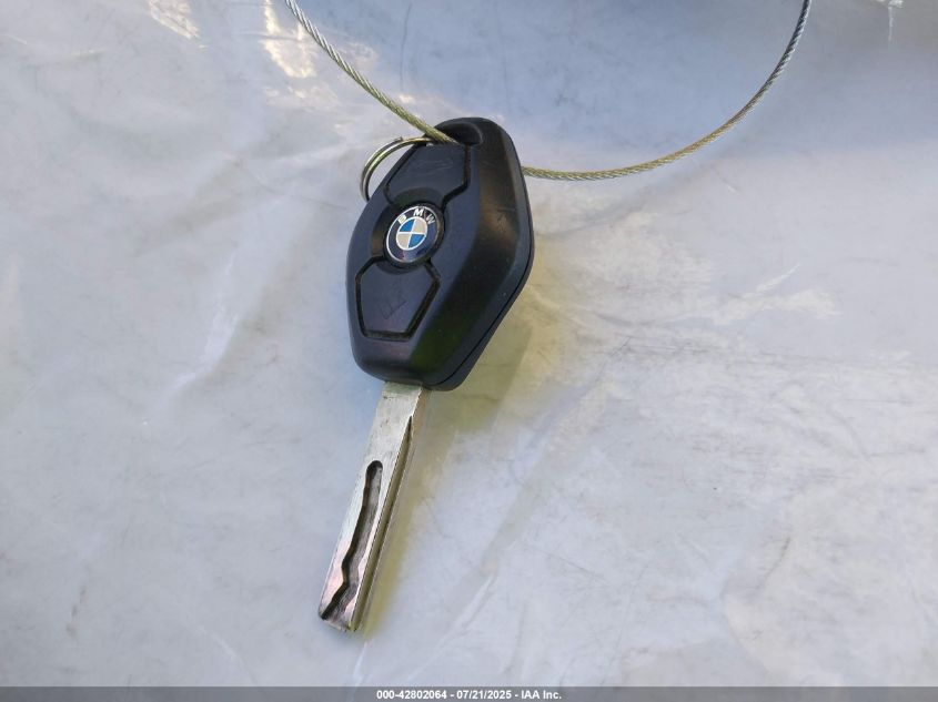 2003 BMW 325It VIN: WBAAX13483PJ00635 Lot: 42802064