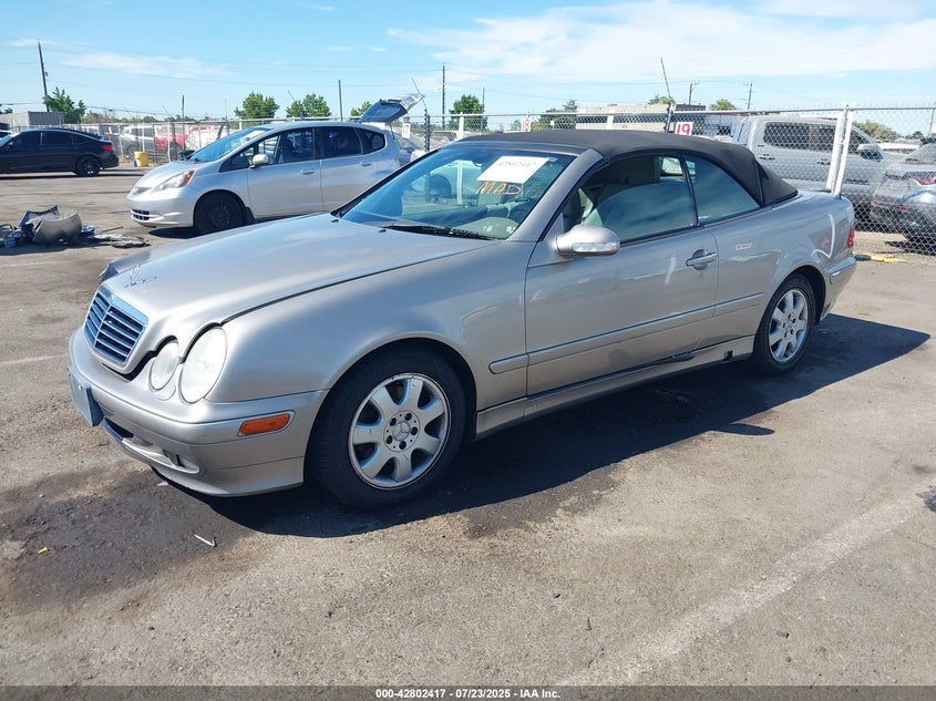 2003 Mercedes-Benz Clk 320 VIN: WDBLK65G33T142070 Lot: 42802417