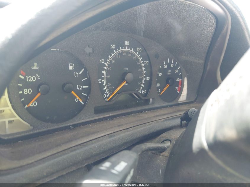 1999 Mercedes-Benz Clk 320 VIN: WDBLK65G6XT012659 Lot: 42802626