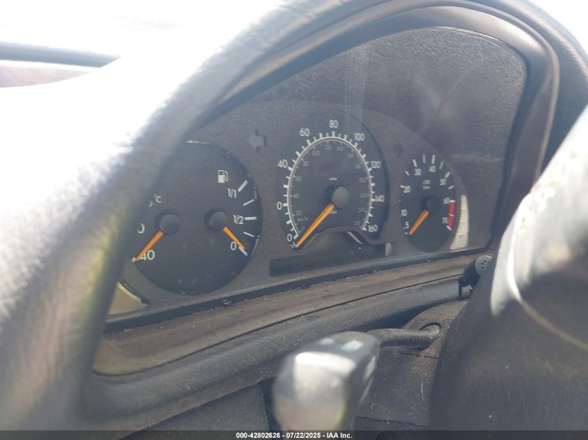 1999 Mercedes-Benz Clk 320 VIN: WDBLK65G6XT012659 Lot: 42802626