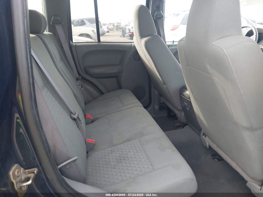 2007 Jeep Liberty Sport VIN: 1J4GL48K47W604655 Lot: 42802889