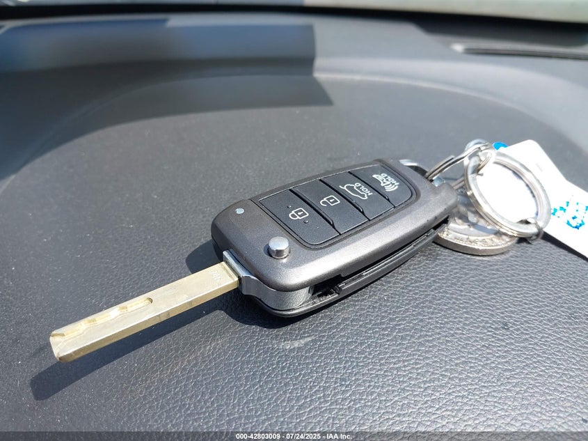 2019 HYUNDAI KONA SE - KM8K1CAA6KU366213